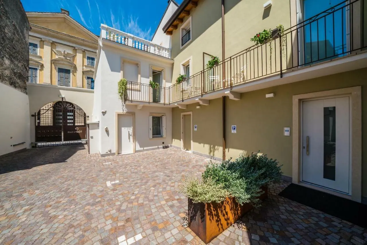 Apartment Corte Vale Dium Valeggio sul Mincio